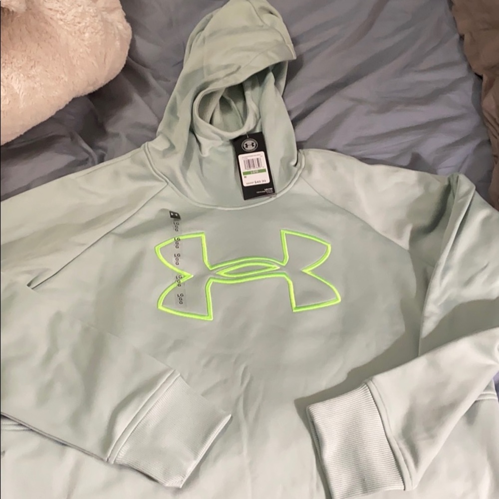 Underarmour Women’s Sweatshirt